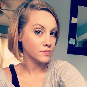 Meet your Posher, Stacy